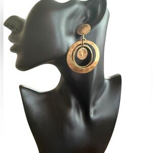CHICO’S Elegant Gold- Tone Hoop Earrings